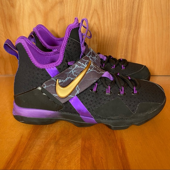 Nike Lebron 4 The Undertaker Basketball 